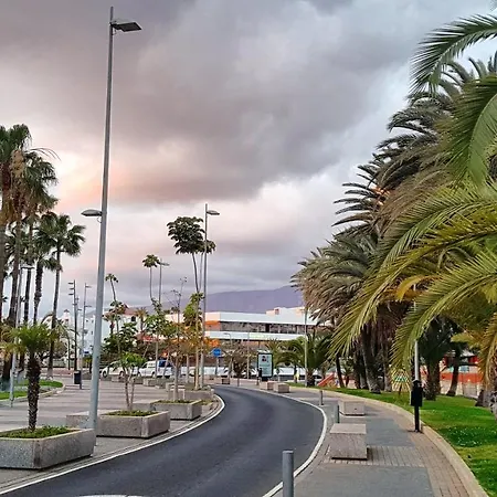 Las Americas Close The Beach Apartman *